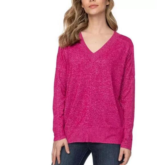 Tops - Buffalo Women's Super-Soft  V-Neck Long Sleeve Top, Raspberry Mix, Size M. AT